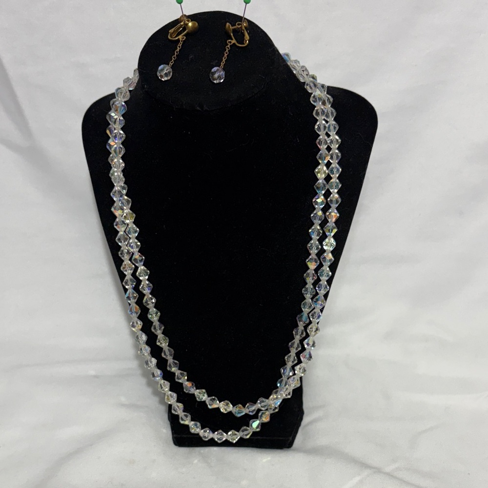 Dazzling Crystal Beaded Necklace Set
